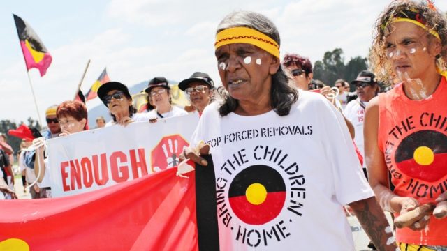 Texte – La lutte des grands-mères aborigènes d’Australie