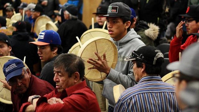 Texte – Au Canada, la difficile réconciliation avec les peuples autochtones